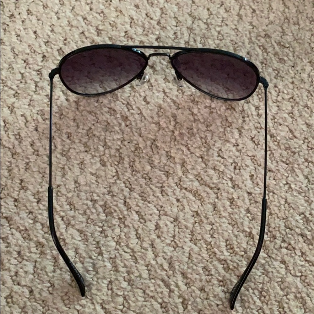 Diff Charitable Sunglasses - image 3